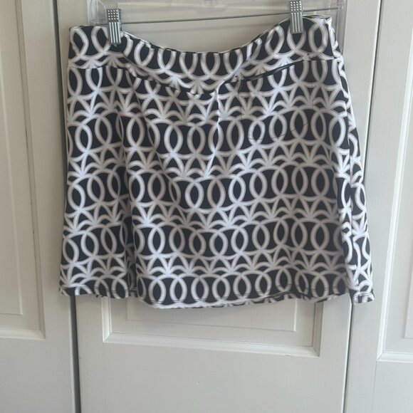 Black and White (with gold accenets) Lulu-B Medium Skort - Picture 2 of 4